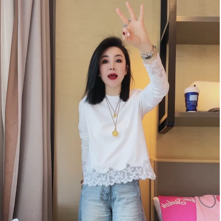 欧货袖口下摆蕾丝拼接打底衫女2025年春季新款时尚宽松休闲上衣潮