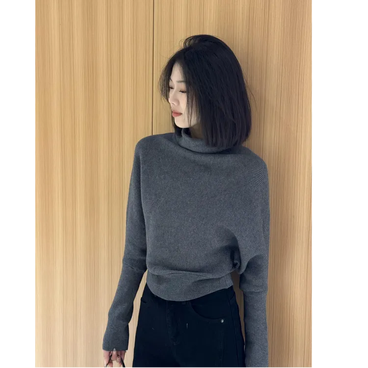 韩系半高领设计蝙蝠袖针织衫女秋冬慵懒风宽松显瘦高级感气质上衣