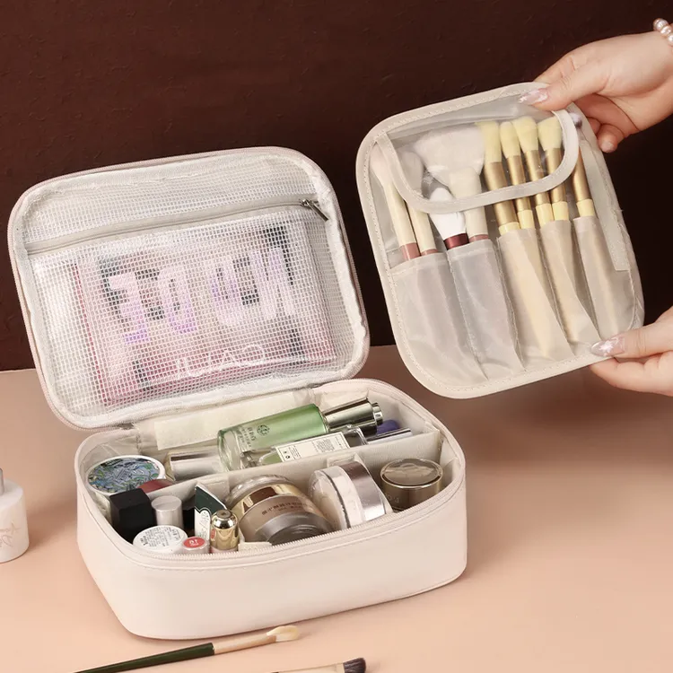 洗漱化妆品包高级感2025推荐女款外出随身携带便携式大容量收纳袋