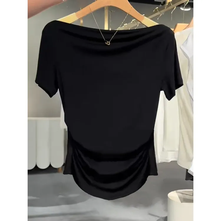 黑色冰丝短袖t恤女2025夏季气质洋气百搭显瘦短款斜肩一字肩上衣