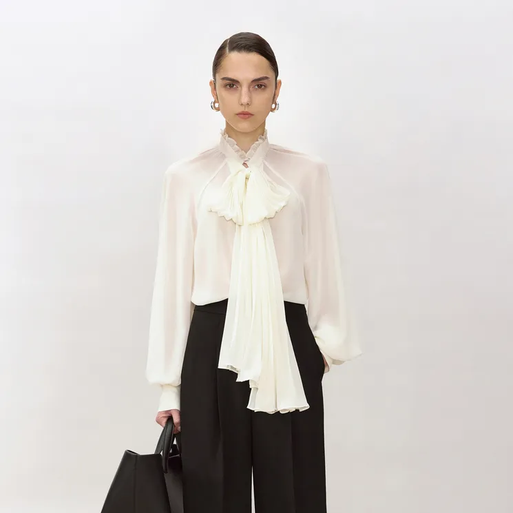 LYNEE 宽松压褶微透设计感简约飘带衬衫 LGD2FSW085