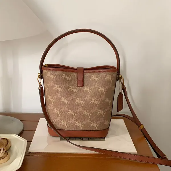 【YAGESIPOLO】亚格斯保罗经典水桶包时尚百搭手提潮流单肩斜挎包