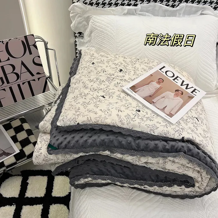 法式全棉花边一面全棉一面豆豆绒春秋四季被双人加厚透气亲肤冬被