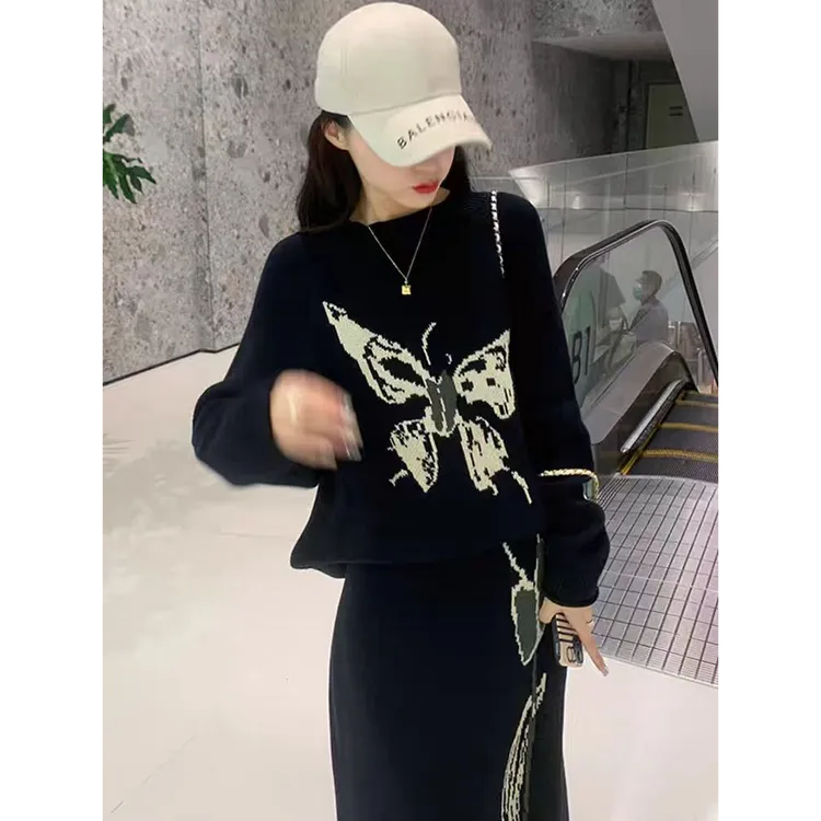 深冬装搭配一整套国风新中式蝴蝶卷边套头针织毛衣半身裙两件套装
