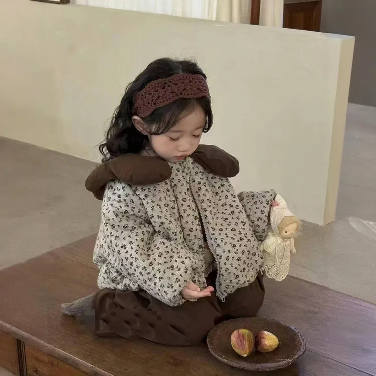 女童碎花棉袄冬季夹棉外套25加厚洋气儿童花瓣领碎花棉服宝宝棉衣