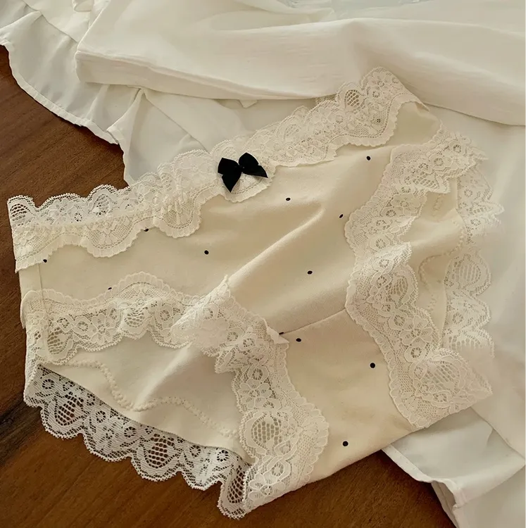 奶油波点~秋冬法式复古纯棉内裤女士低腰性感蕾丝边纯棉档三角裤