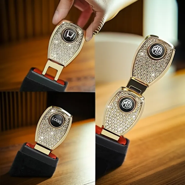 汽车通用安全插扣安全保险带扣汽车安全带延长器卡扣固定器车用品