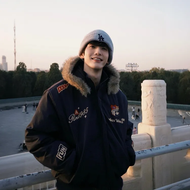 美式复古徽章刺绣毛领连帽棉服男女冬季夹棉加厚飞行夹克外套