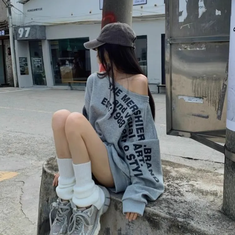 2025美式辣妹字母印花卫衣女新款宽松显瘦秋冬款慵懒斜肩长袖上衣