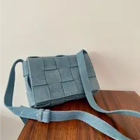 未使用 BOTTEGA VENETA/葆蝶家 BV编织枕头包