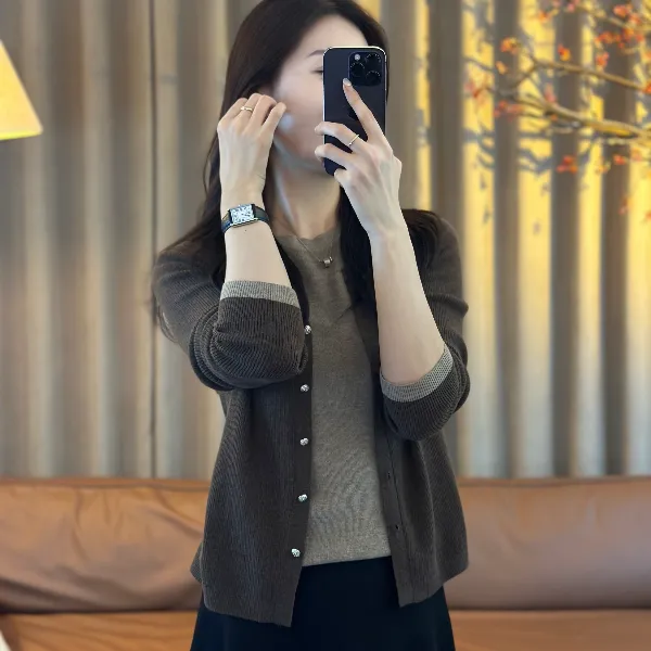 MOL CHIC"烟雨"25秋48支全羊毛假两件羊毛开衫女百搭莫兰M25910-1