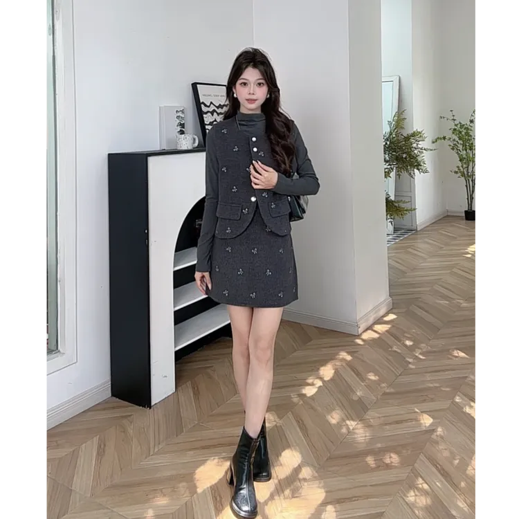 IEF/爱依服2025秋冬新款韩版轻奢气质感通勤显瘦上下三件套短裙