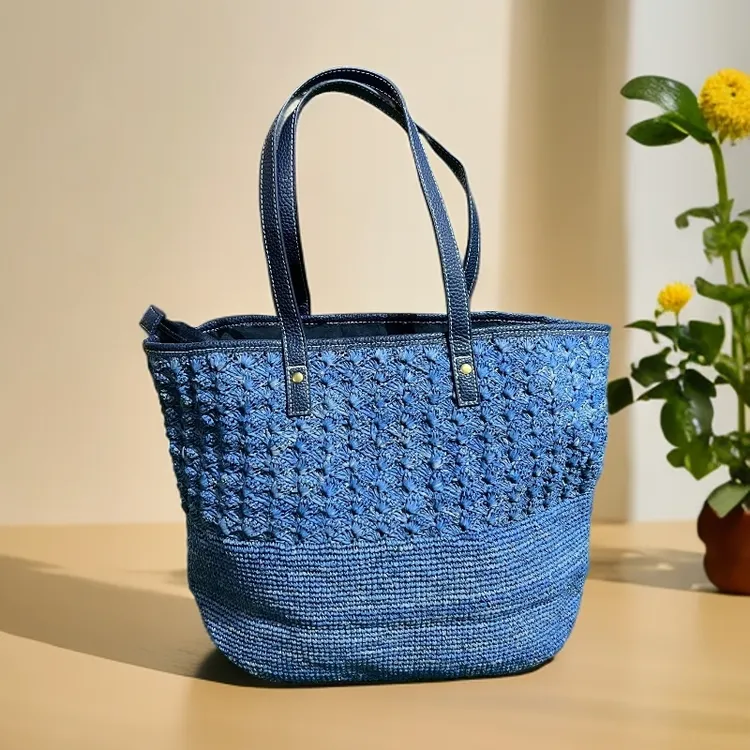 进口拉菲草，手编包包，带拉链内衬。欧美风。编织包包时尚单肩