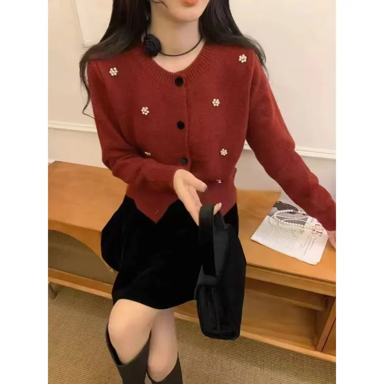 韩国东大门钉珠圆领针织衫女小众长袖气质开衫秋冬季新款毛衣外套