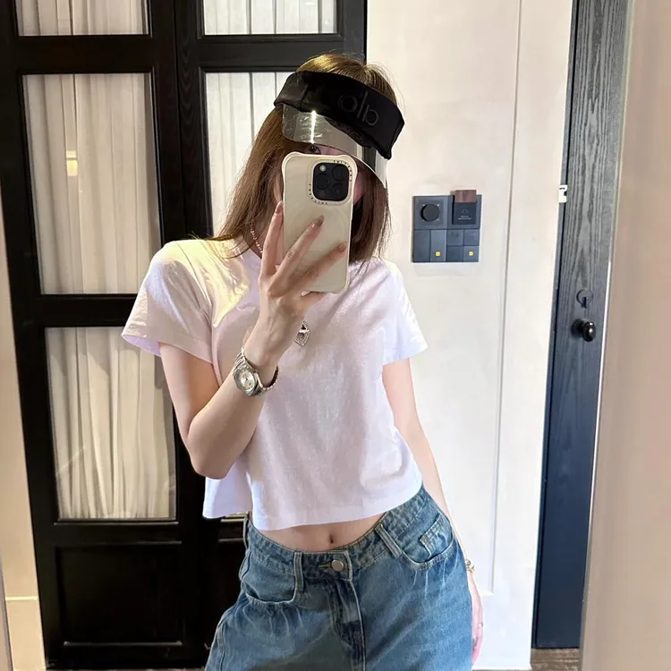 夏季新款时尚洋气衣服女通勤百搭休闲T恤上衣显瘦显身材牛仔裤女