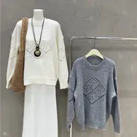 【清仓单件】洋洋优选-秋季新款方格镂空设计圆领套头毛衣女YY71820