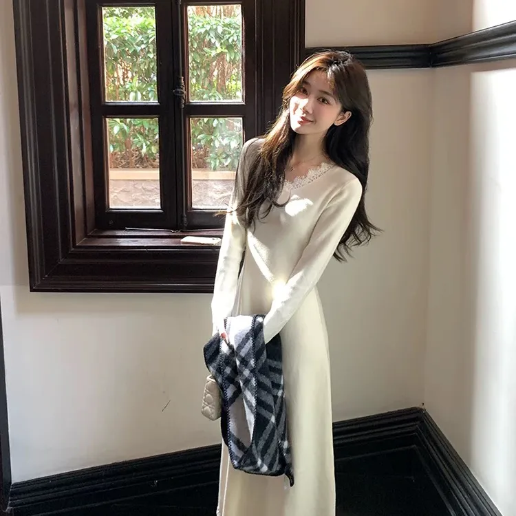 5012蕾丝连衣裙秋冬气质法式长袖中长款裙子韩版温柔柔软A字长裙