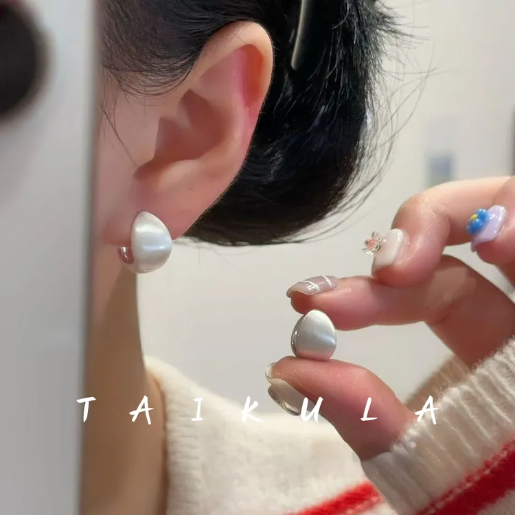 银色双面磨砂拉丝耳扣轻奢小众简约耳环女秋冬高级感时尚气质耳饰