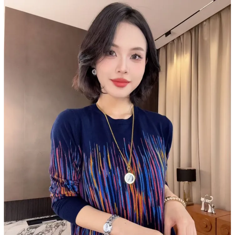 秋冬小众设计涂鸦洋气百搭宽松显瘦时尚长袖印花套头圆领针织衫女