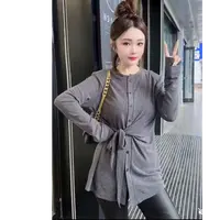 D25152早秋新款欧韩货设计系带百搭排扣小衫