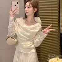 气质荡领钩花镂空雪纺衫女2025春夏新款修身褶皱收腰早秋上衣