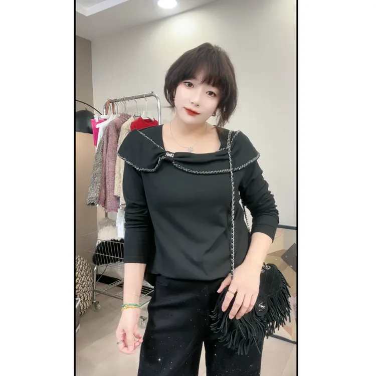 设计感时尚蝴蝶结钉珠百搭T恤