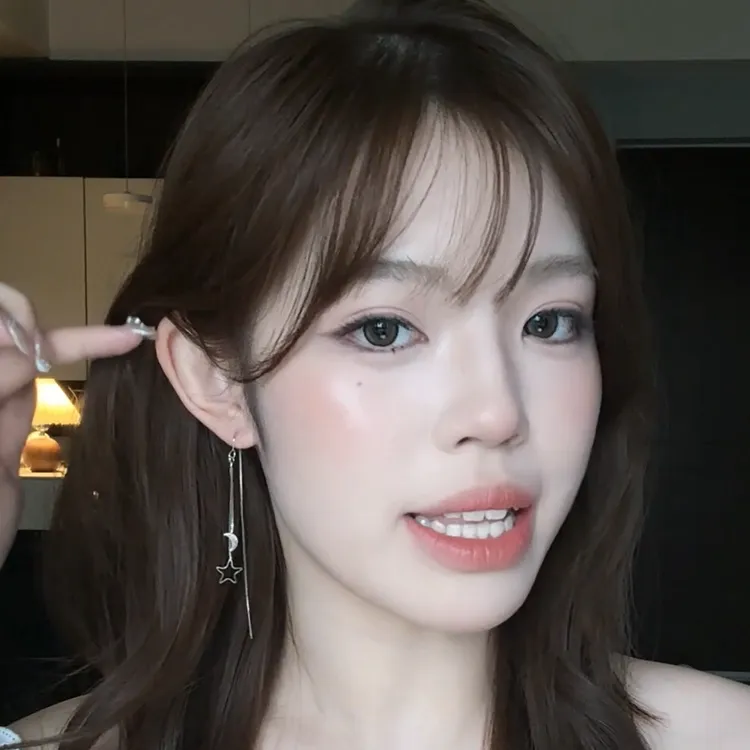 合金耳饰 韩版个性简约长款流苏月牙星星轻奢高级感百搭镂空耳线商品图