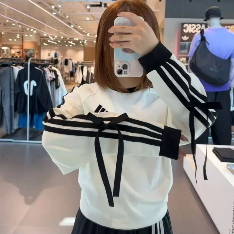 adidas/阿迪达斯新款三条纹舞动系列纯棉运动休闲长袖T恤KG3859