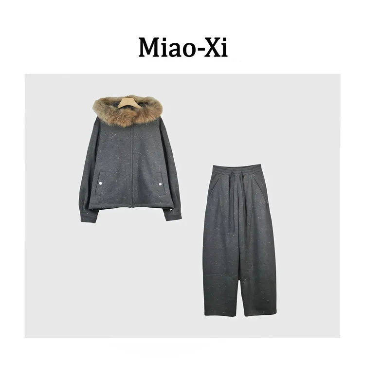 妙兮·LL冬季新款时尚设计款亮片拼接毛领上衣+长裤套装*20253095