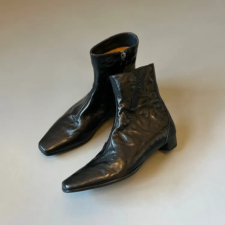 软羊皮~法式复古低跟方头短靴女褶皱百搭秋冬新款平底黑色踝靴