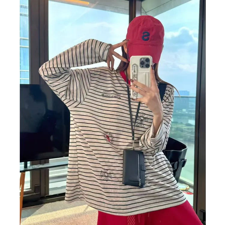 婉君【梵文条纹】秋季休闲风圆领百搭条纹针织上衣LWJ25C3T2632