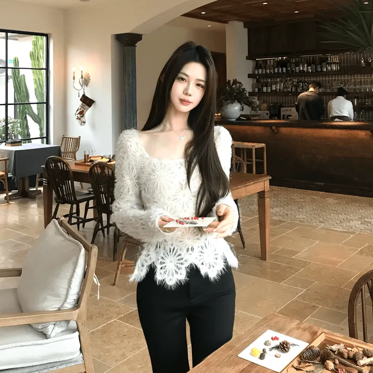 parkyeon【柔织白烬】设计感长袖方领内搭蕾丝加绒针织喇叭长裤冬