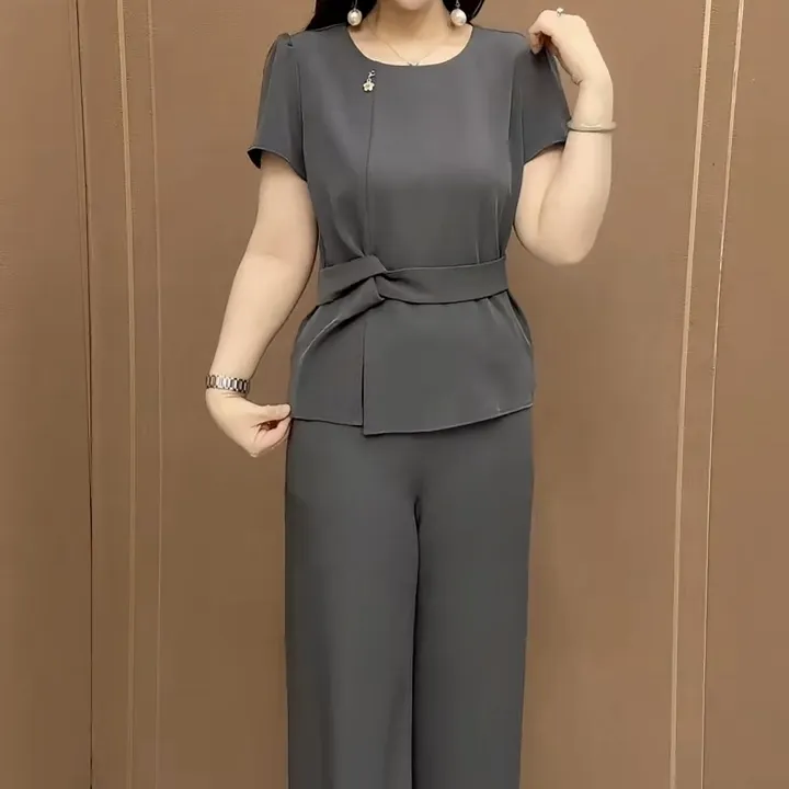 夏装时尚妈妈休闲两件套2025夏季新款洋气女轻奢简约短袖上衣套装