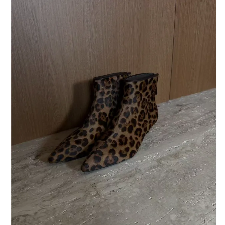 TANTAN 时尚气质百搭秋冬尖头时装靴3583