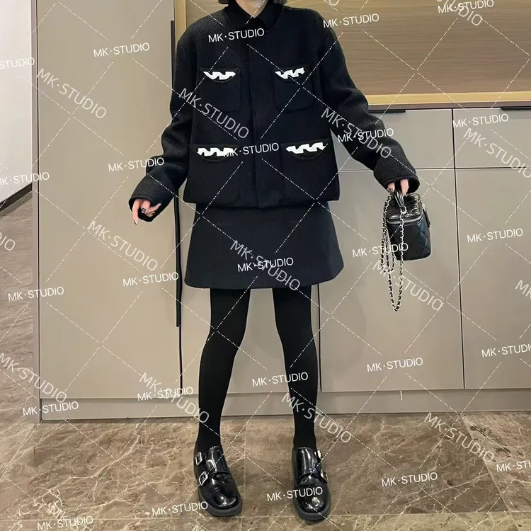 米可/MK-1559LJ【口袋拼接白色织带夹棉套装】时尚冬季新款两件套