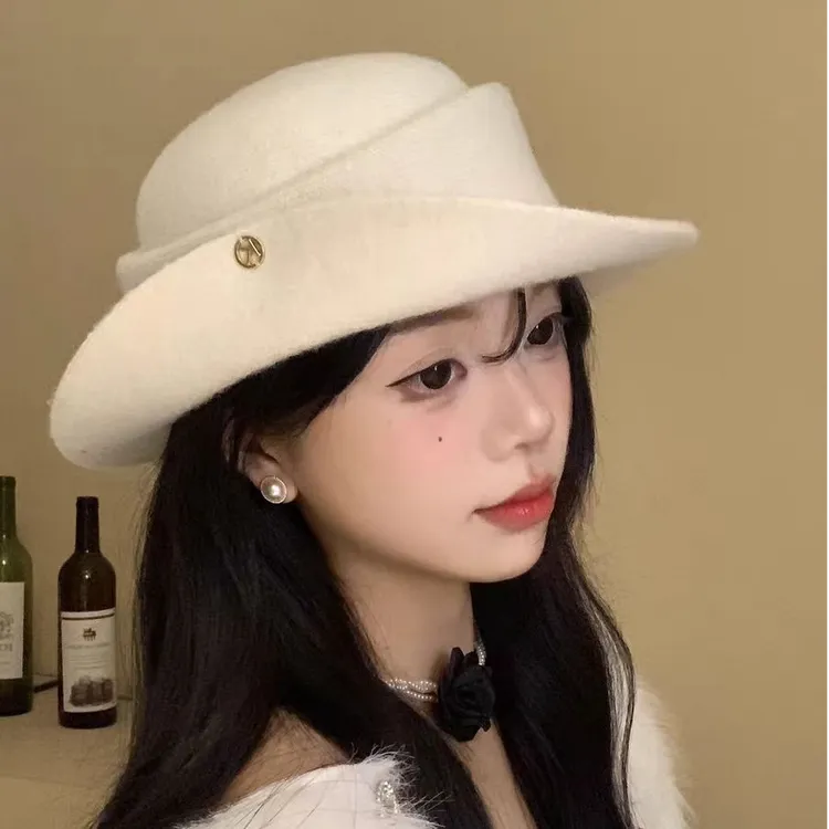 赫本风千金帽子女款秋冬法式高级感显脸小羊毛黑色礼帽女2025新款