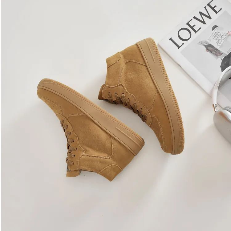 2025新款经典百搭休闲时尚运动男士鞋圆头复古黄色男士加绒板鞋