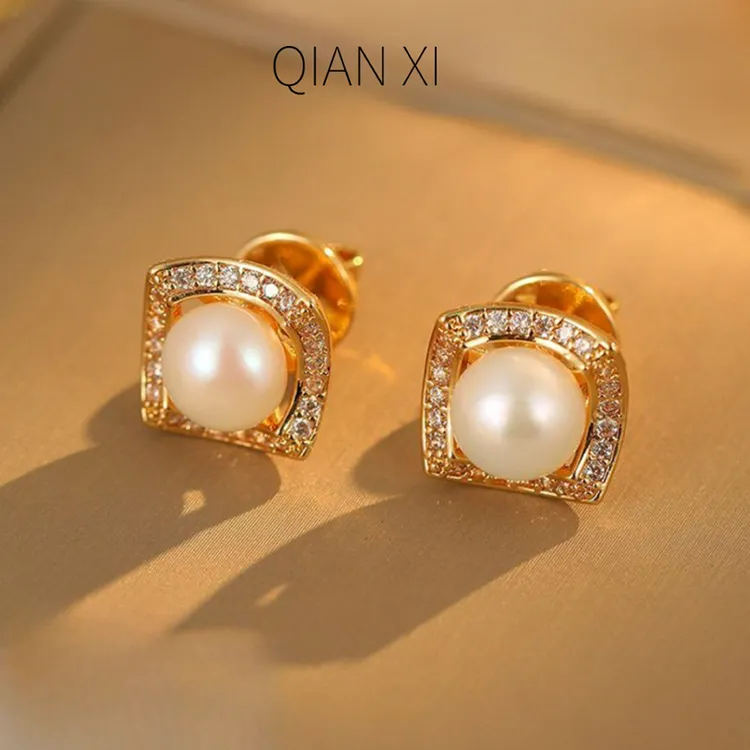 铜合金仿珍珠耳饰 QIAN XI S925银针 轻奢法式耳环简约耳钉