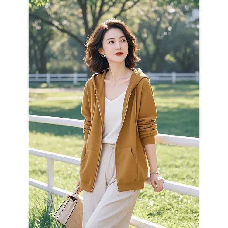 高级感超好看小个子减龄漂亮洋气黄色2025年秋季超火卫衣外套女装