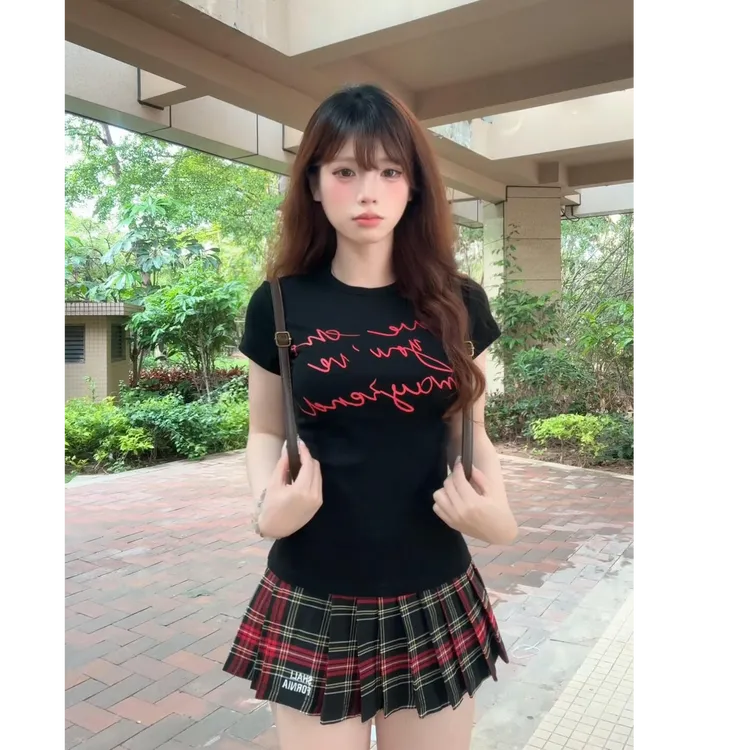 美式辣妹短袖正肩简约打底T恤女显瘦包臀半身裙格纹百褶裙两件套