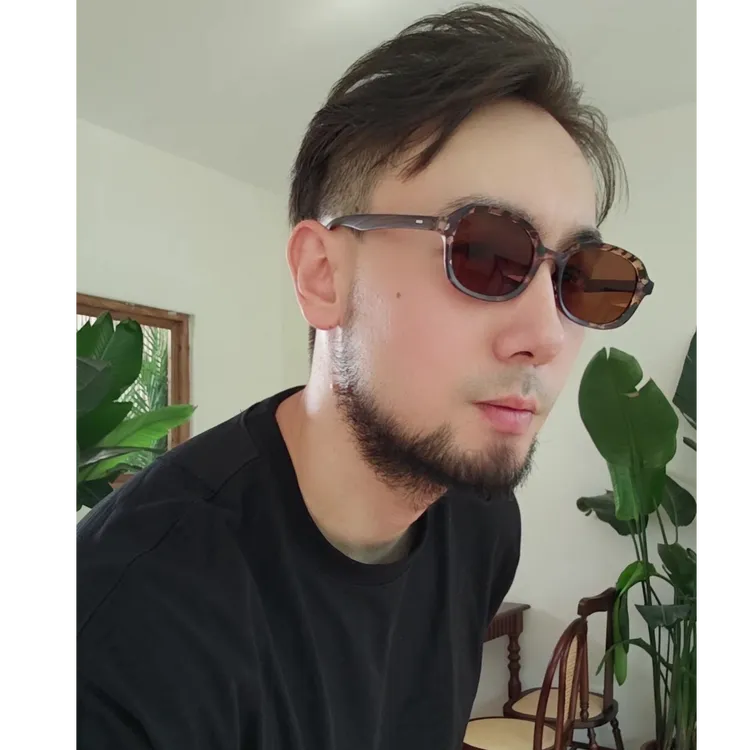 偏光太阳镜复古木纹腿椭圆墨镜女高级感潮流时尚遮阳防紫外线眼镜