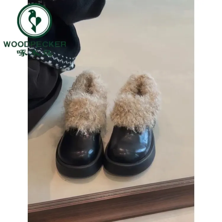 啄木鸟冬季羊毛加绒高跟小皮鞋女英伦风鞋子保暖毛毛鞋粗跟单鞋