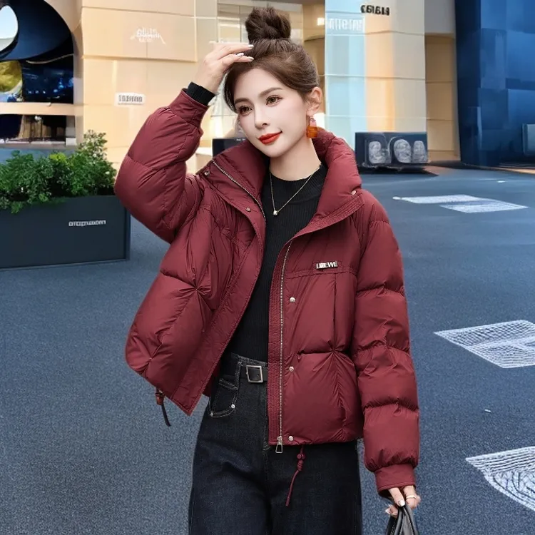 羽绒服女士短款2025冬季新款宽松大码小个子保暖高端外套90白鸭绒