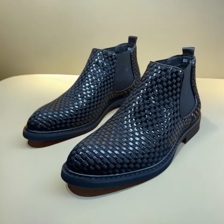 2025年新款男士加绒休闲皮鞋