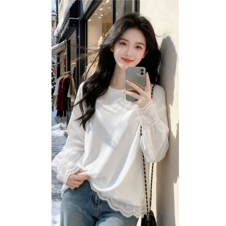 蕾丝钩花拼接T恤女春秋冬新款圆领长袖宽松韩系慵懒风上衣打底衫