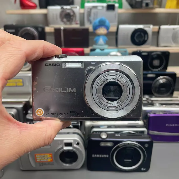 9新 Casio/卡西欧 ZS15 全套配件 数码CCD相机 福利价