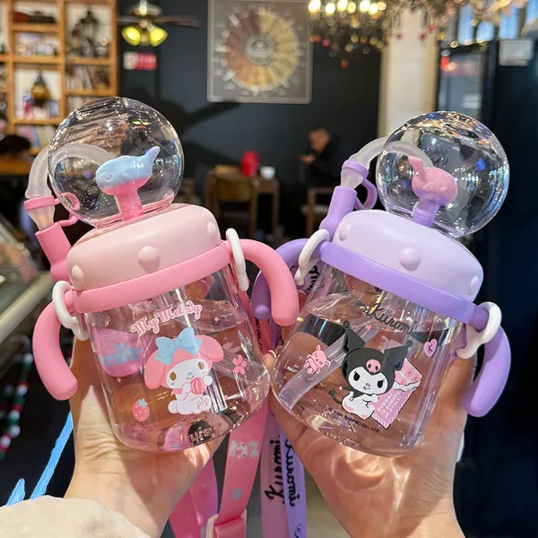 库洛米儿童鲸鱼喷水杯女孩宝宝吸管杯1-3岁以上婴幼儿园喝水杯子