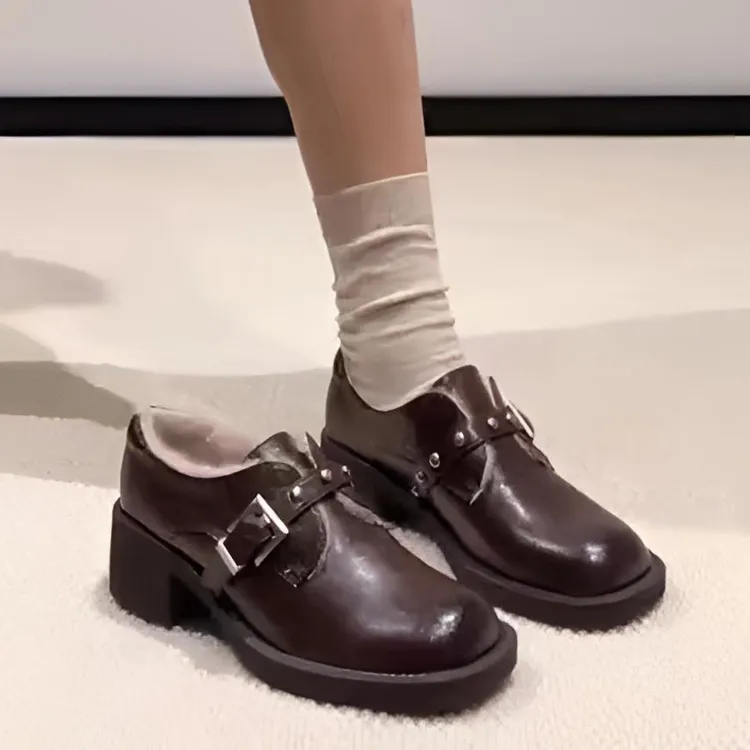 羊皮版~黑色兔毛乐福鞋秋新款小皮鞋英伦风铆钉皮带扣厚底单鞋