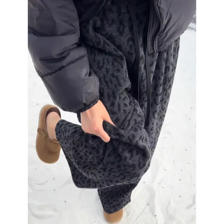 豹纹休闲阔腿裤女秋冬加绒大码胖mm高腰宽松显瘦慵懒风糯米毛巾裤