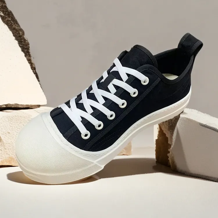 新款夏季雅质双彩扣休闲男鞋